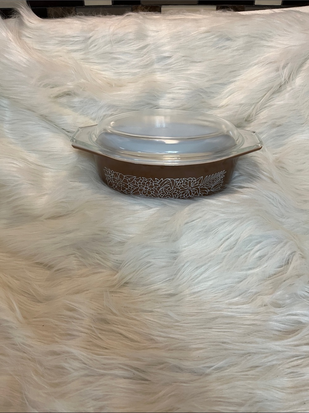 Pyrex Brown Floral Casserole Dish with Clear Lid 043